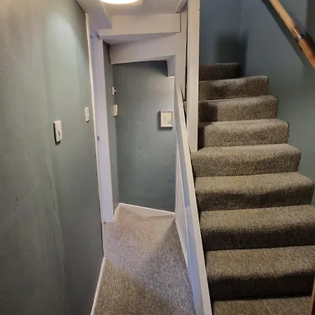 Beautiful Townhouse 3 Double Beds Free Parking